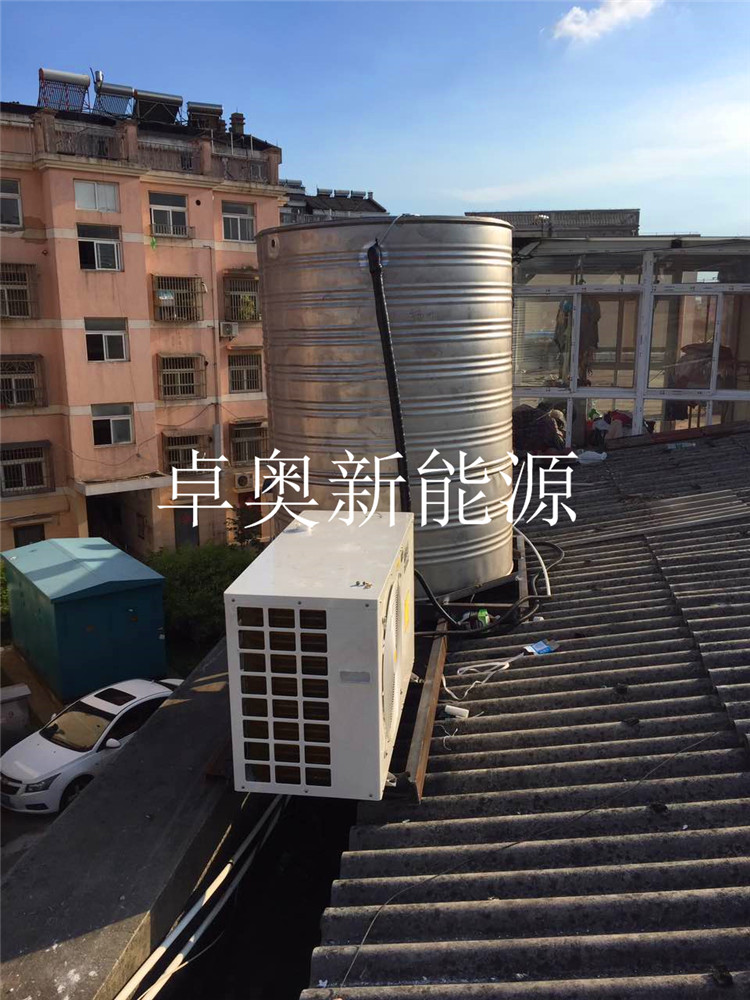 泰興足浴會所2噸空氣能熱水